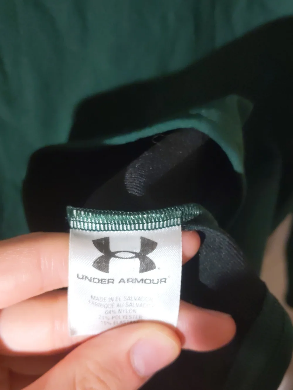 Under armour Green Boys Size Medium Cold Gear Size Meduim